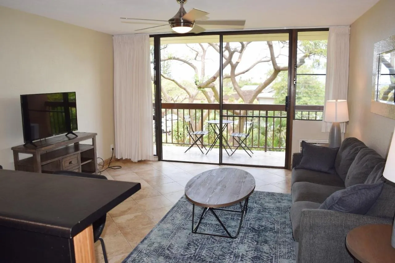 Beautiful Private Condo Walking Distance To Beach Mv2321 基黑